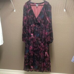 Sofia by Sofia Vergara Elegant Long Sleeve Dress in Pink and Black